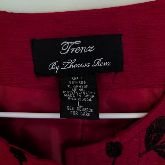 Trenz Women’s Large Silk Blend Embroidered Long Sleeve Red Black Jacket - Picture 7 of 10